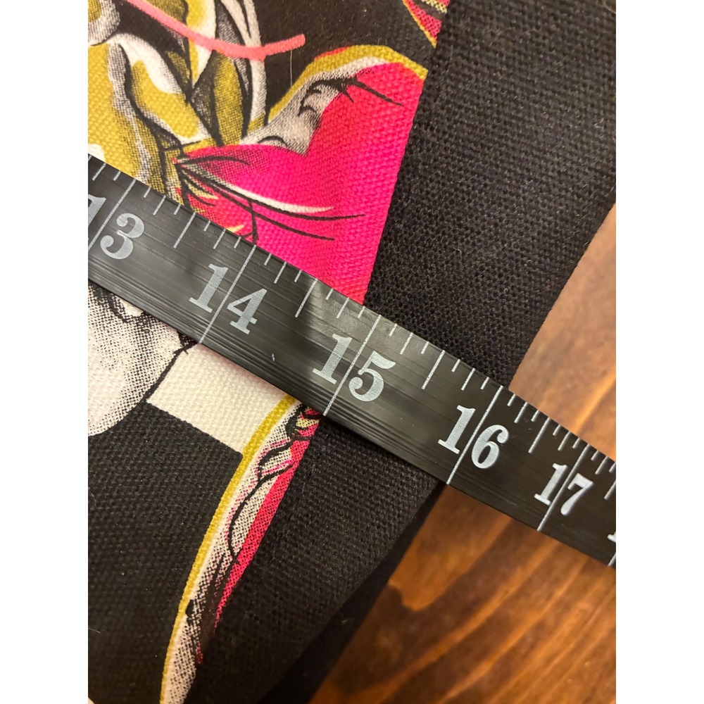 Victoria's Secret Vibrant Weekender Tote - Picture 6 of 6